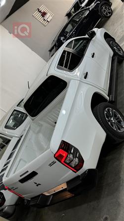 میتسوبیشی L200